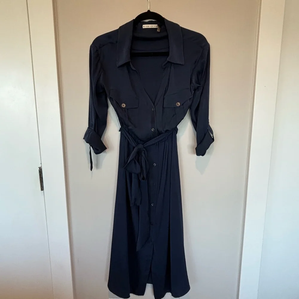 Alice + Olivia Deep Blue Long Sleeve Silk Dress 212 - Picture 3 of 9